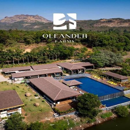 ホテル Oleander Farms, カルジャット エクステリア 写真
